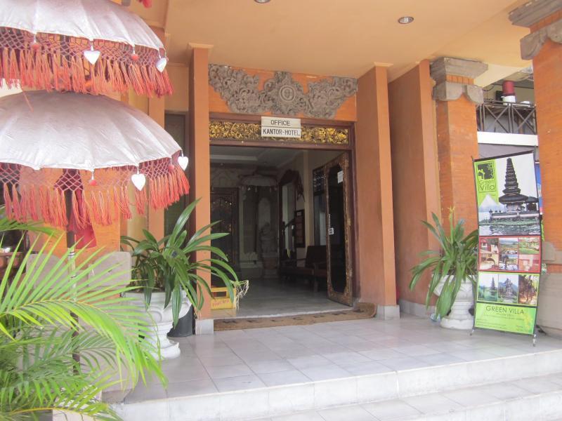 Oyo 3244 Grand Chandra Hotel دنباسار المظهر الخارجي الصورة
