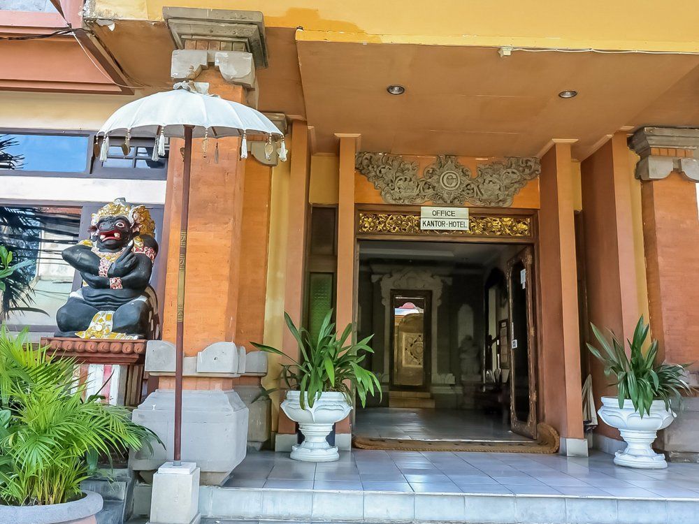 Oyo 3244 Grand Chandra Hotel دنباسار المظهر الخارجي الصورة
